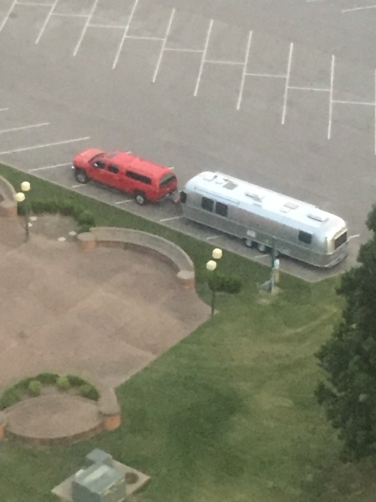 2017-06-14 Bartlesville Price Tower Airstream
