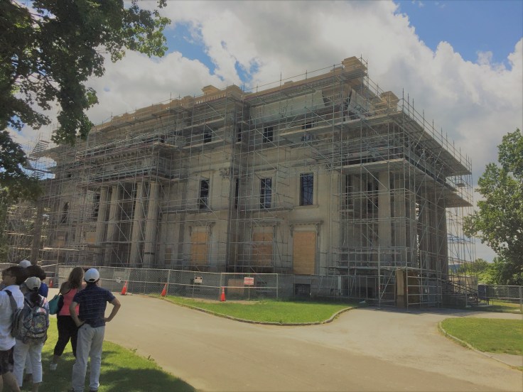 2017-07-04 Vanderbilt Hyde Park 02a