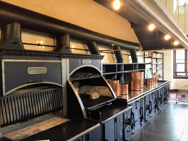 2017-07-08 Newport - Breakers 17