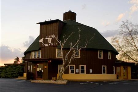 2017-09-06 Round Barn